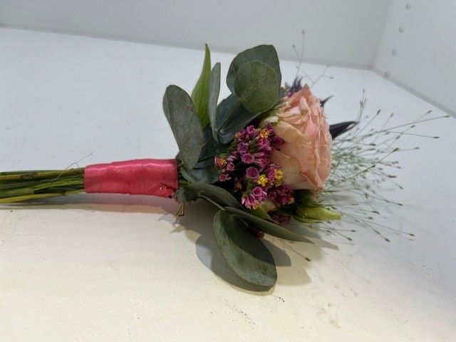 Trouwaccessoire met bloemen