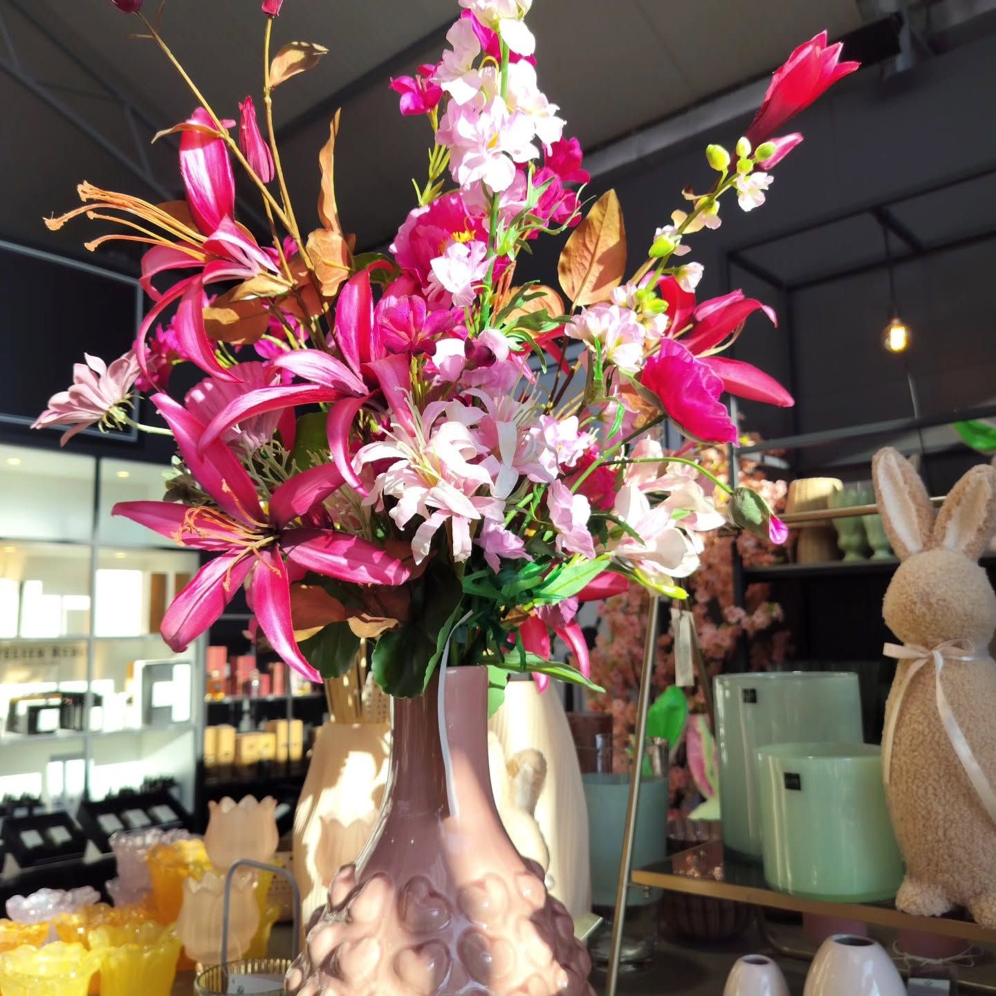 Boeket met zijdebloemen in onze winkel